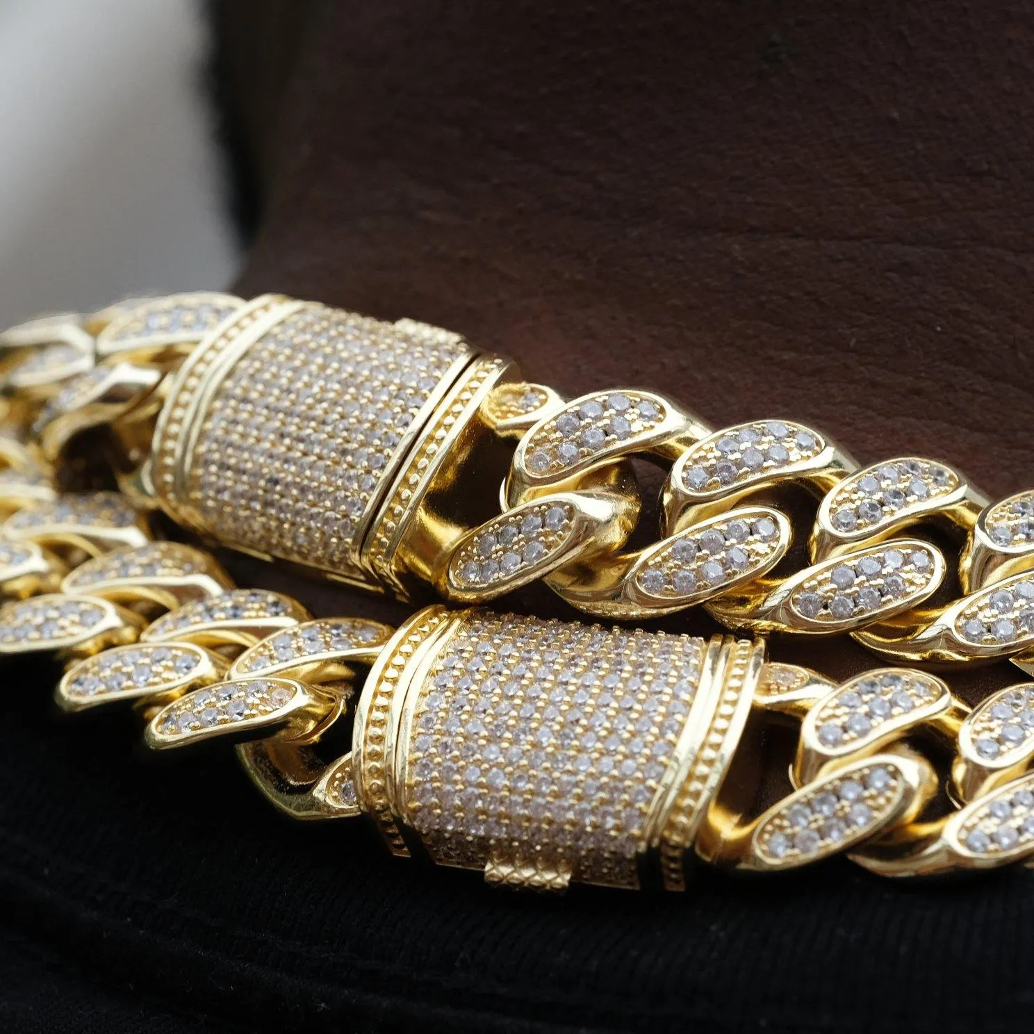 19mm Box Clasp Iced Cuban Link Chain in 18K Gold