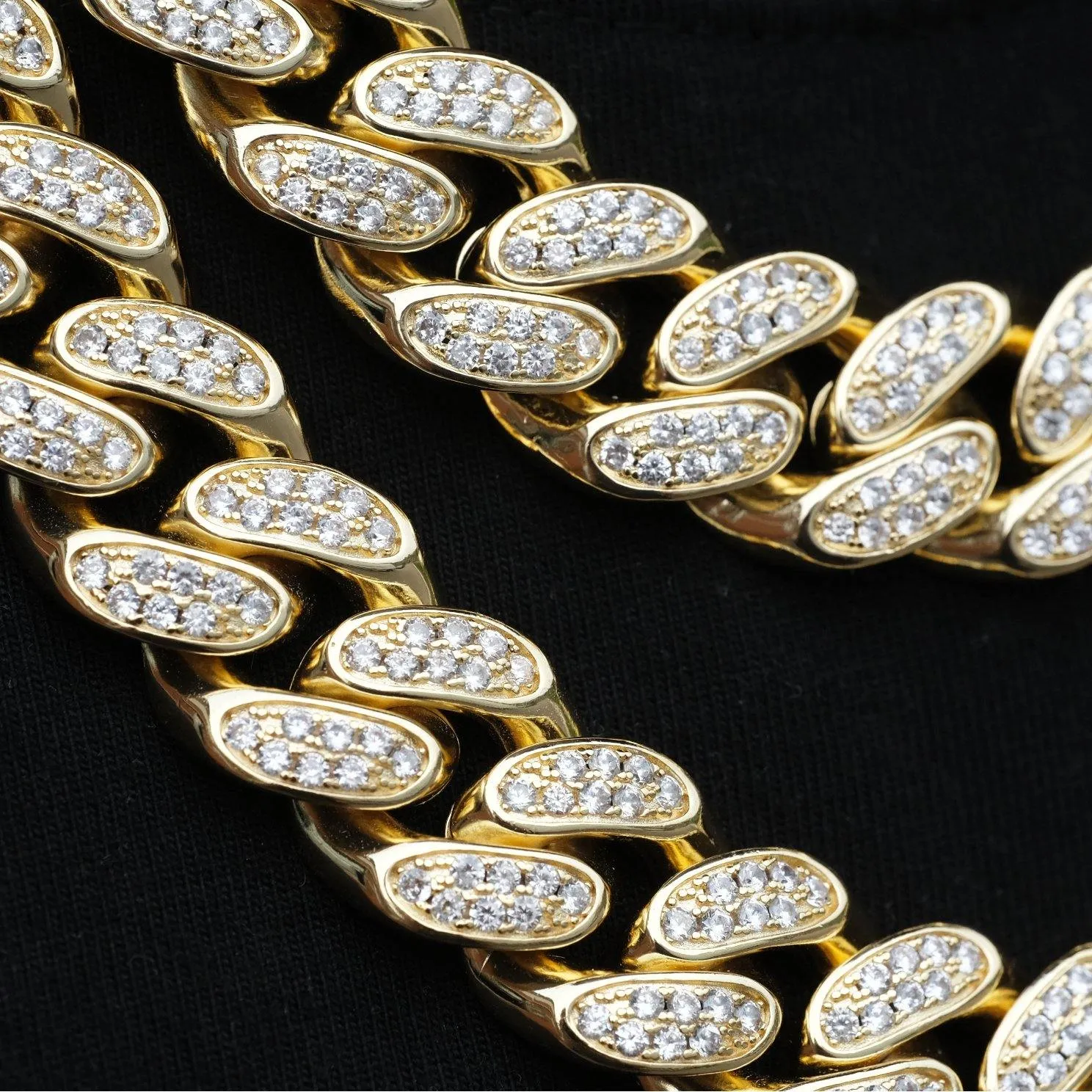 19mm Box Clasp Iced Cuban Link Chain in 18K Gold