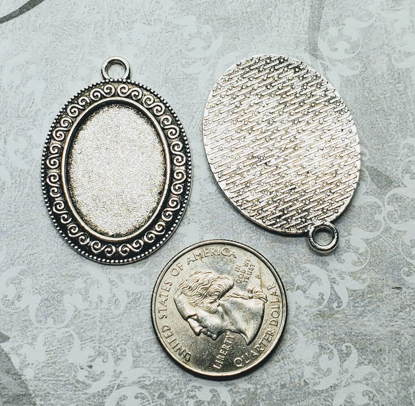 Antique Silver 25mm x 18mm Swirl Pendant Settings Bezels (2) - L1105