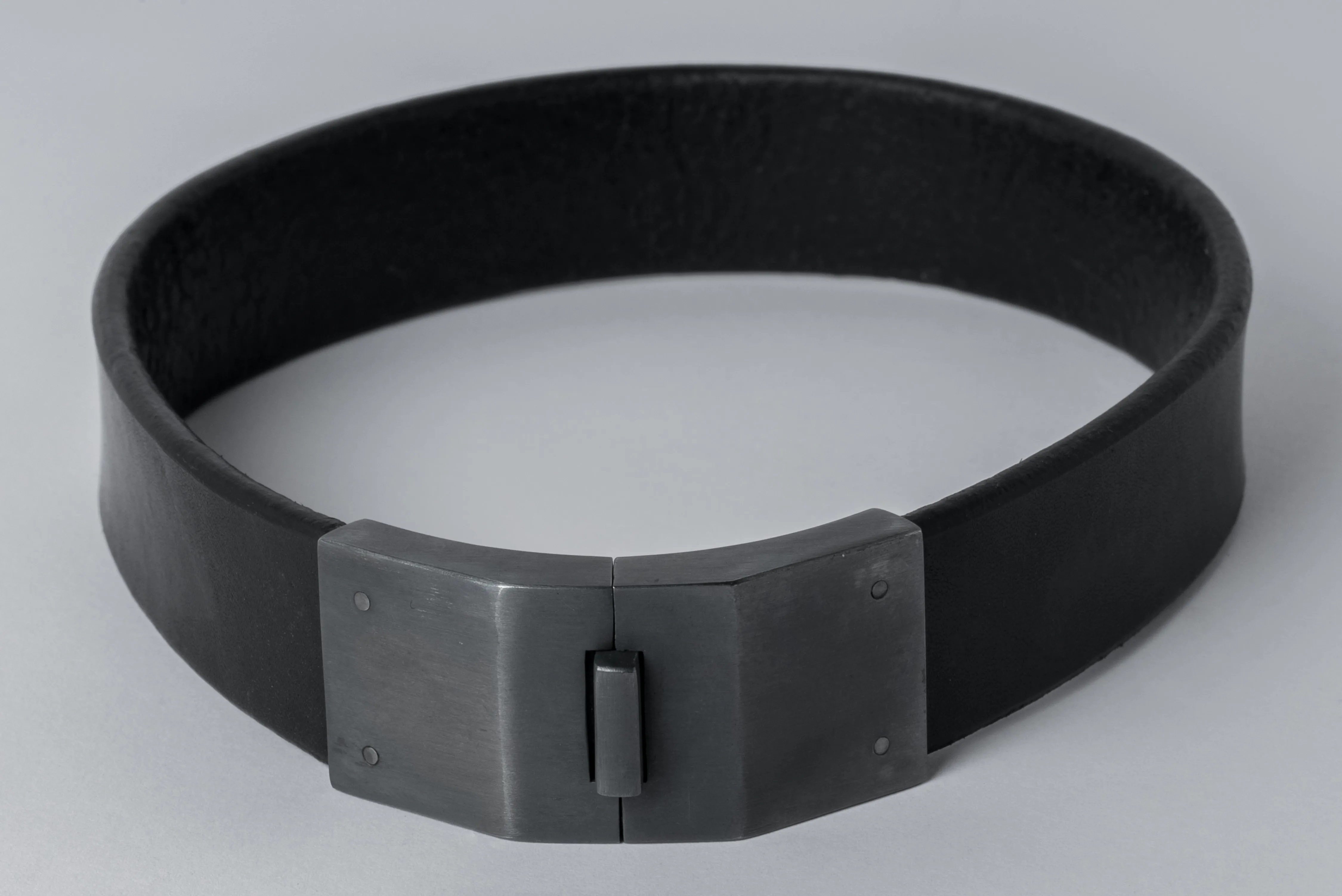 Box Lock Choker (Narrow, BLK KA)