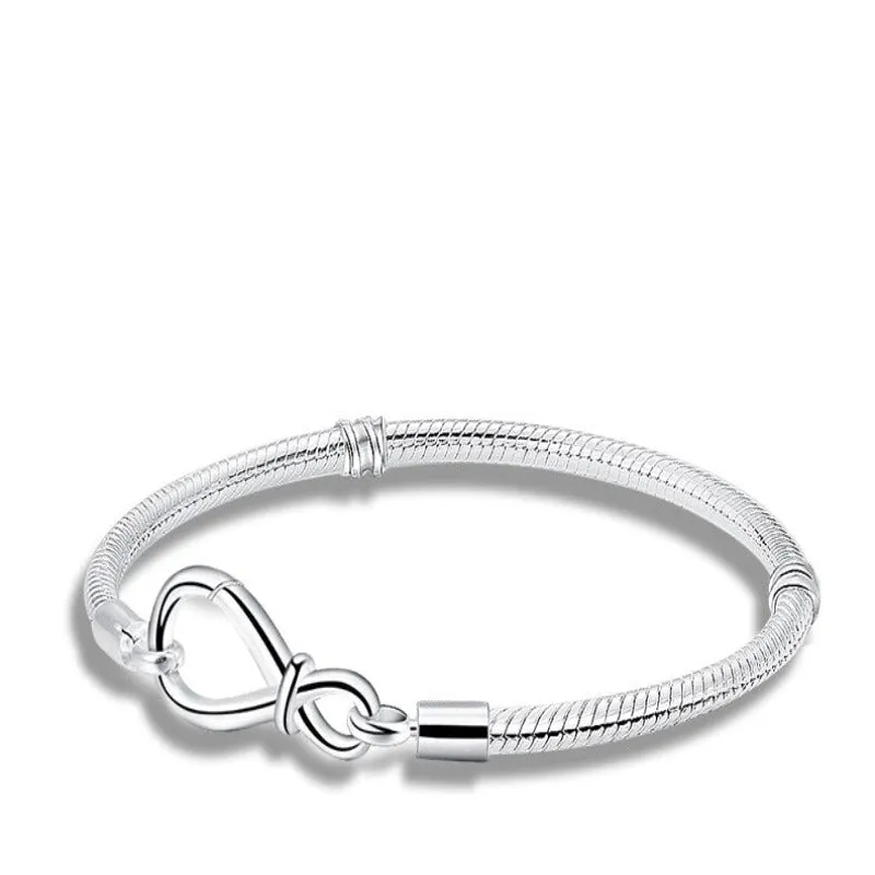 Sterling Silver Round Clasp Bracelet