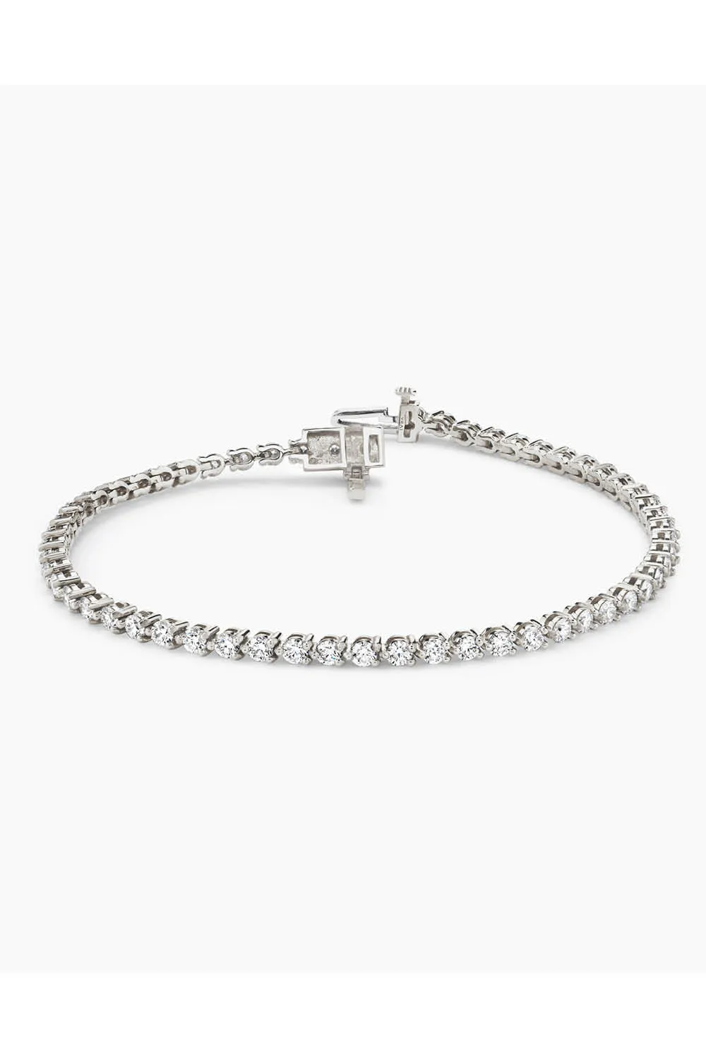 VRAI Round Tennis Bracelet in White Gold